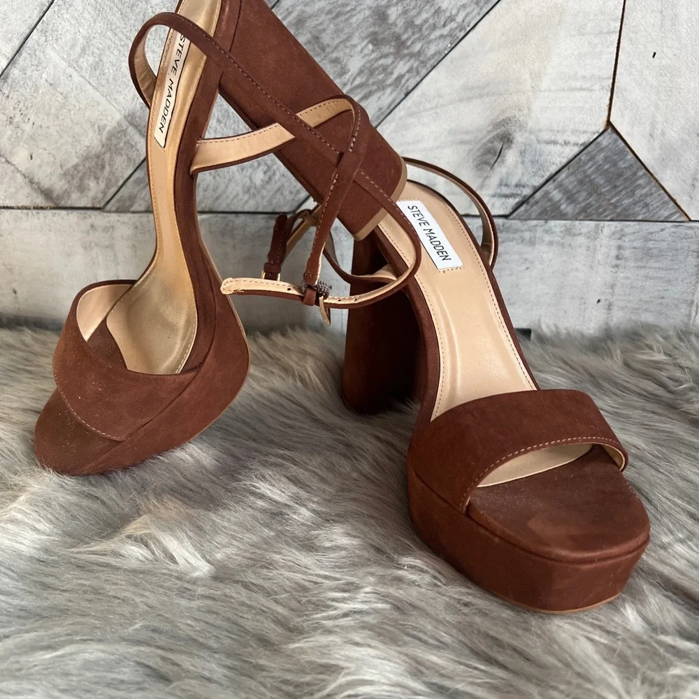 STEVE MADDEN LESSA NUBUCK ANKLE STRAP PLATFORM HEELS    SIZE 9.5 - Picture 2 of 12